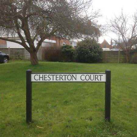 Chesterton Court Apartment Gloucester Exterior foto